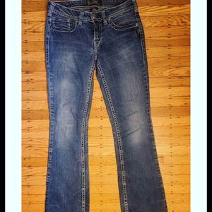 Women's Silver Jeans 28W 33L Size 6 Aiko Bootcut Denim
